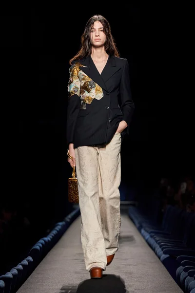 Look 58